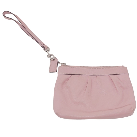 Coach | Small Vintage Pale Pink Wristlet or Clutch Bag Accessory (One Size) - Picture 1 of 11